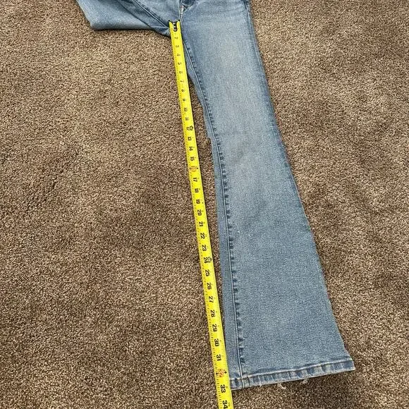 ZARA Women's High Rise Slim Flare Jeans Size 2 In Medium Wash - Picture 7 of 9